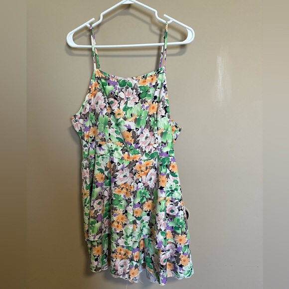 177 SHEIN shorts romper - Picture 6 of 9